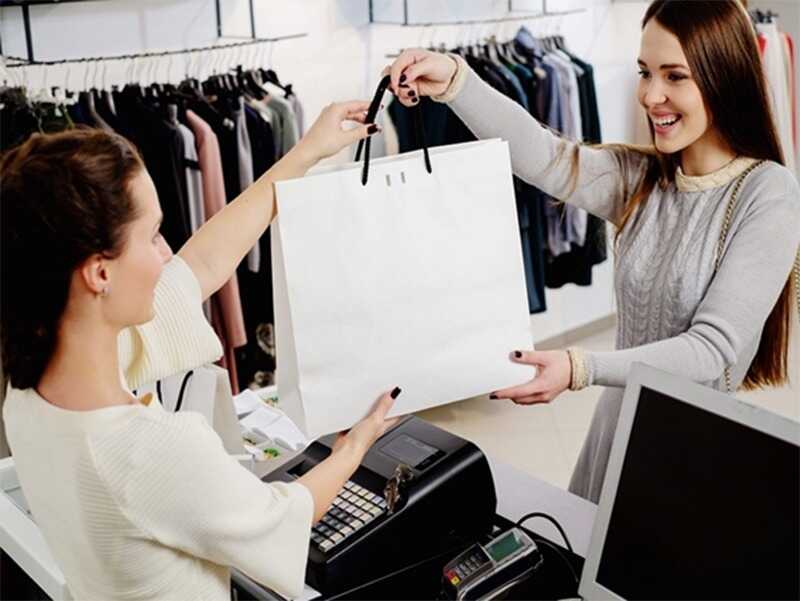 Tuyển dụng nhân viên chuyên bán hàng tại shop